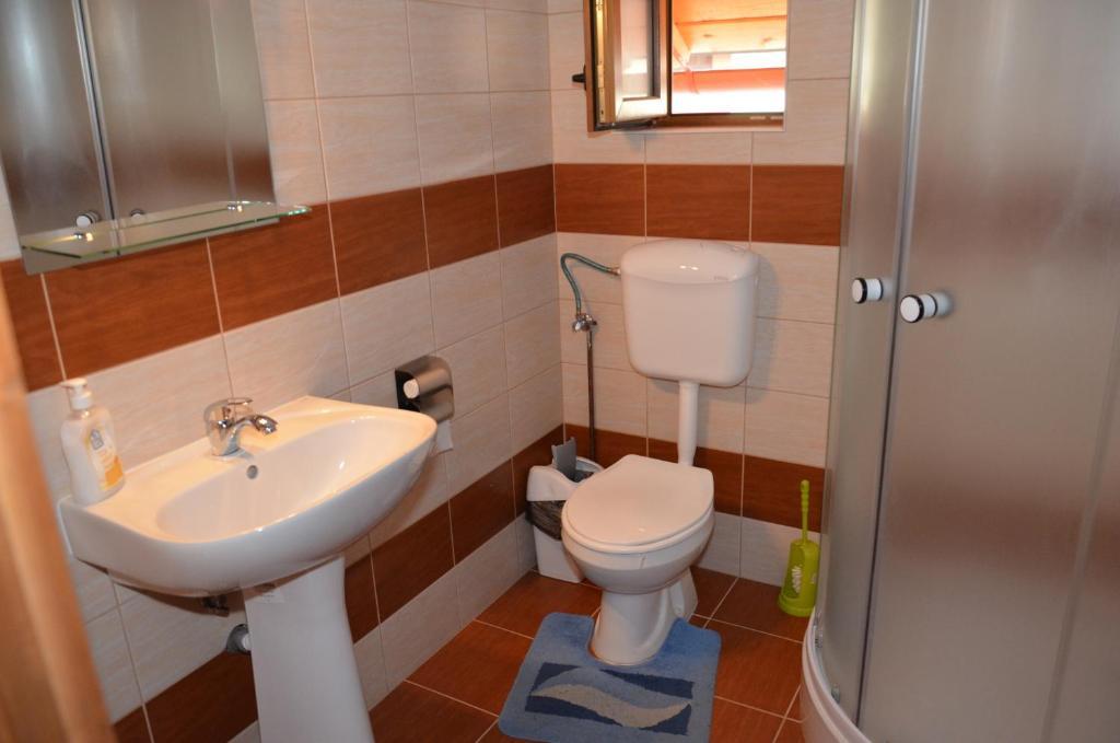 Отель Casa Moteasca Mihai Viteazu  Номер фото